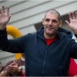 温哥华加人队名人堂冰球员奥吉克逝世 终年52岁