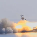 岸田动嘴，普京动弹，东京批评俄罗斯之际，俄导弹飞跃日本海